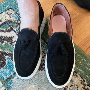 Suede loafer